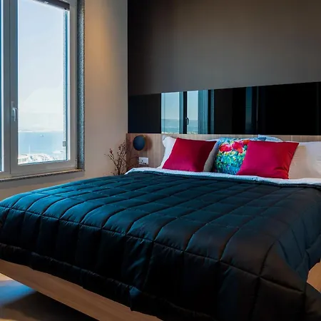 Lejlighed 21st Floor, Sea View, Catamaran I *